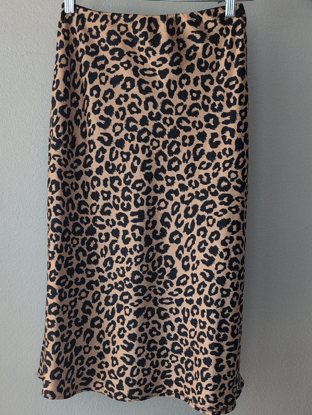 mi ami Leopard-Print Midi Skirt in Tan and Black